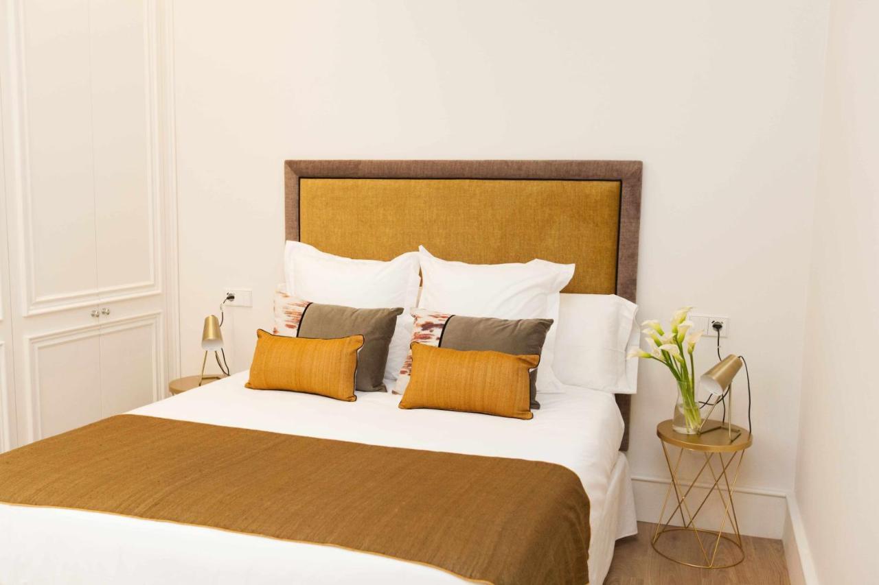 Isg Apartments Cedaceros 12 Севилья Экстерьер фото