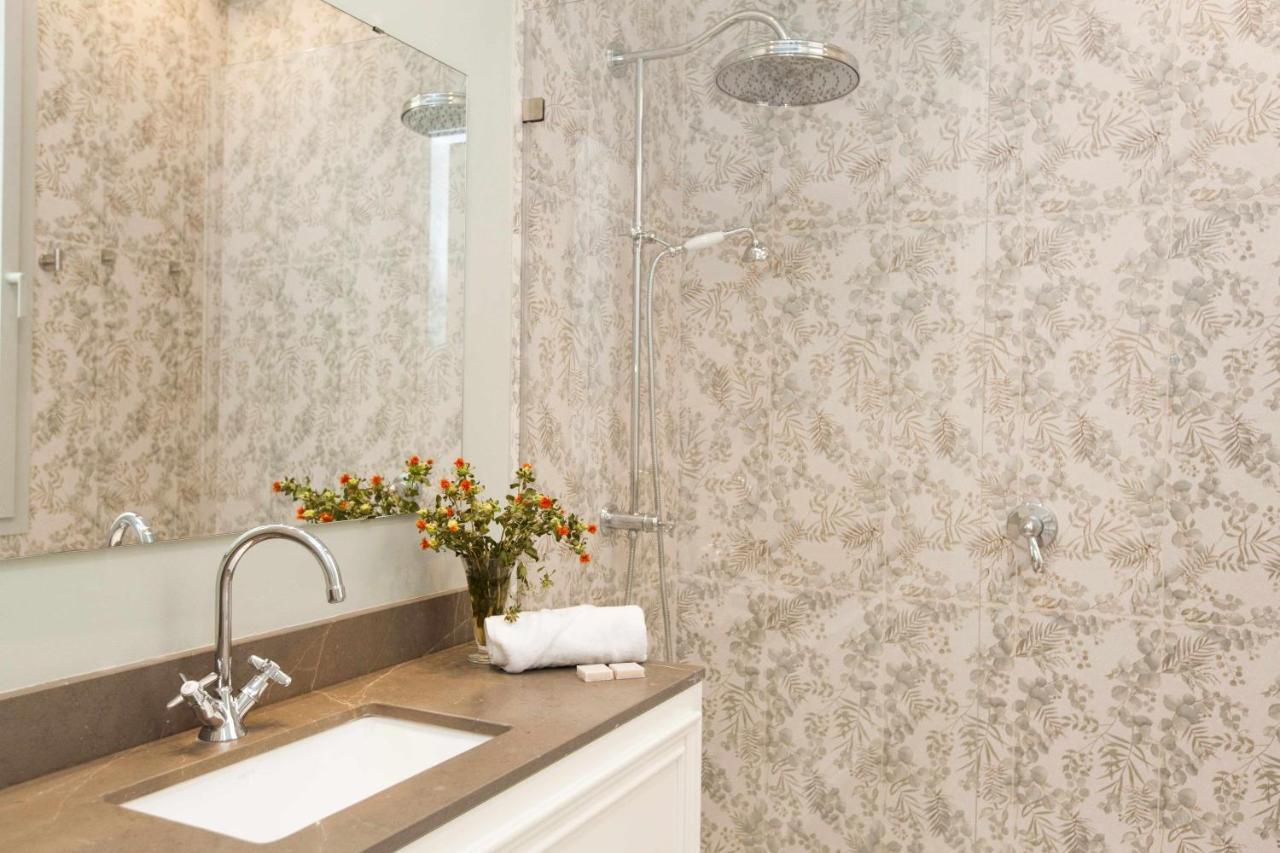 Isg Apartments Cedaceros 12 Севилья Экстерьер фото