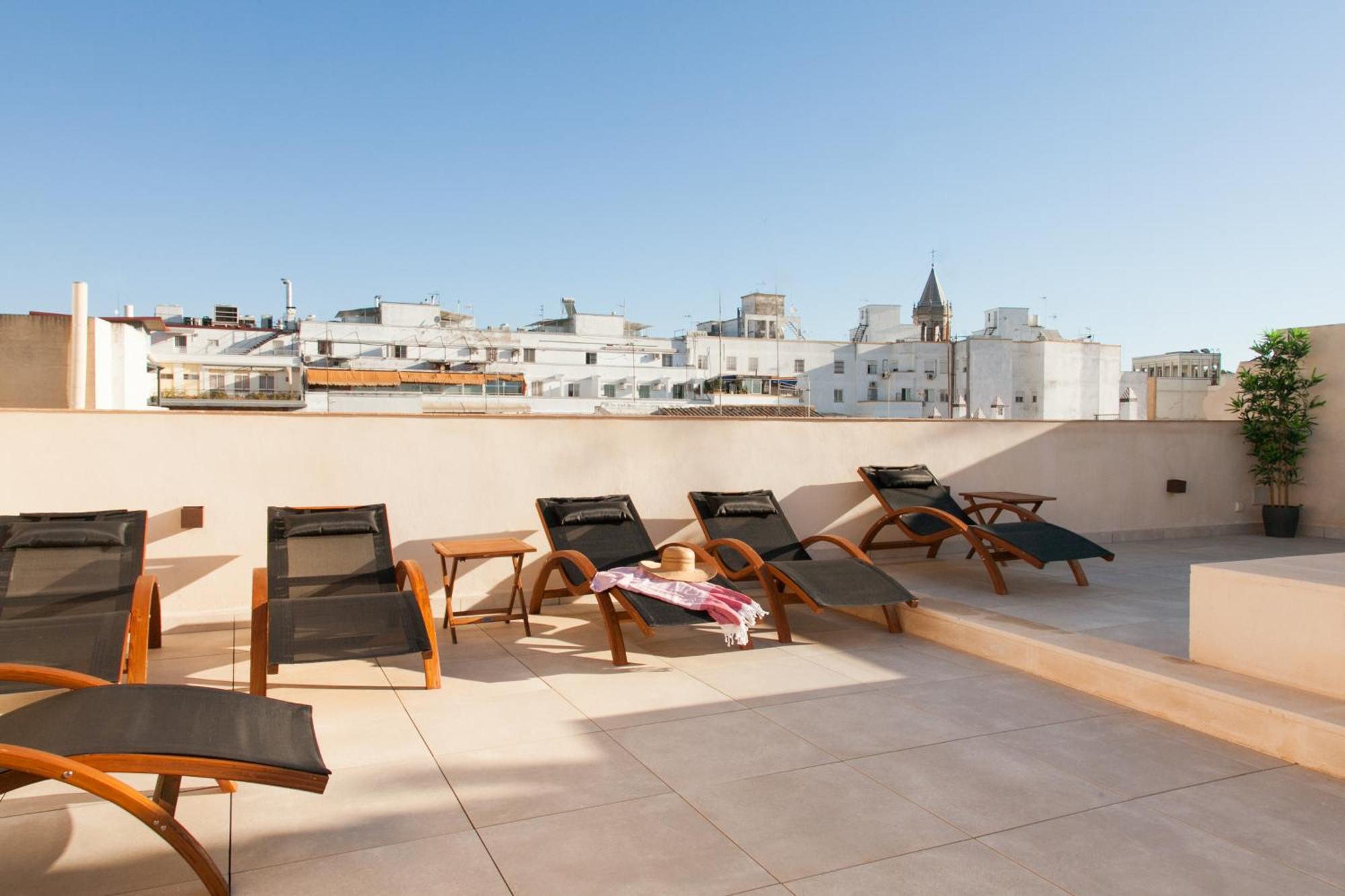Isg Apartments Cedaceros 12 Севилья Экстерьер фото